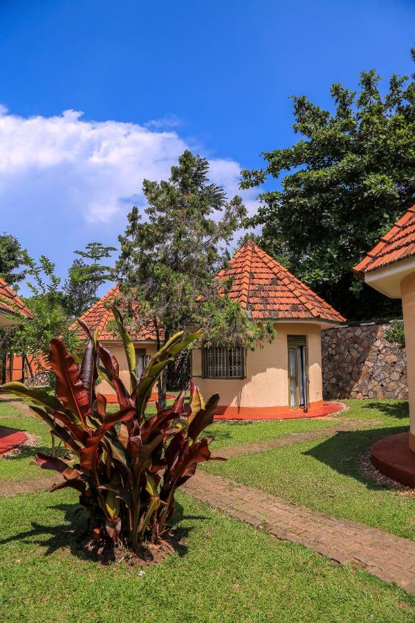 Buziga Country Resort Kampala Esterno foto